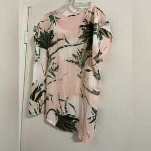 Women’s shirt and skirt